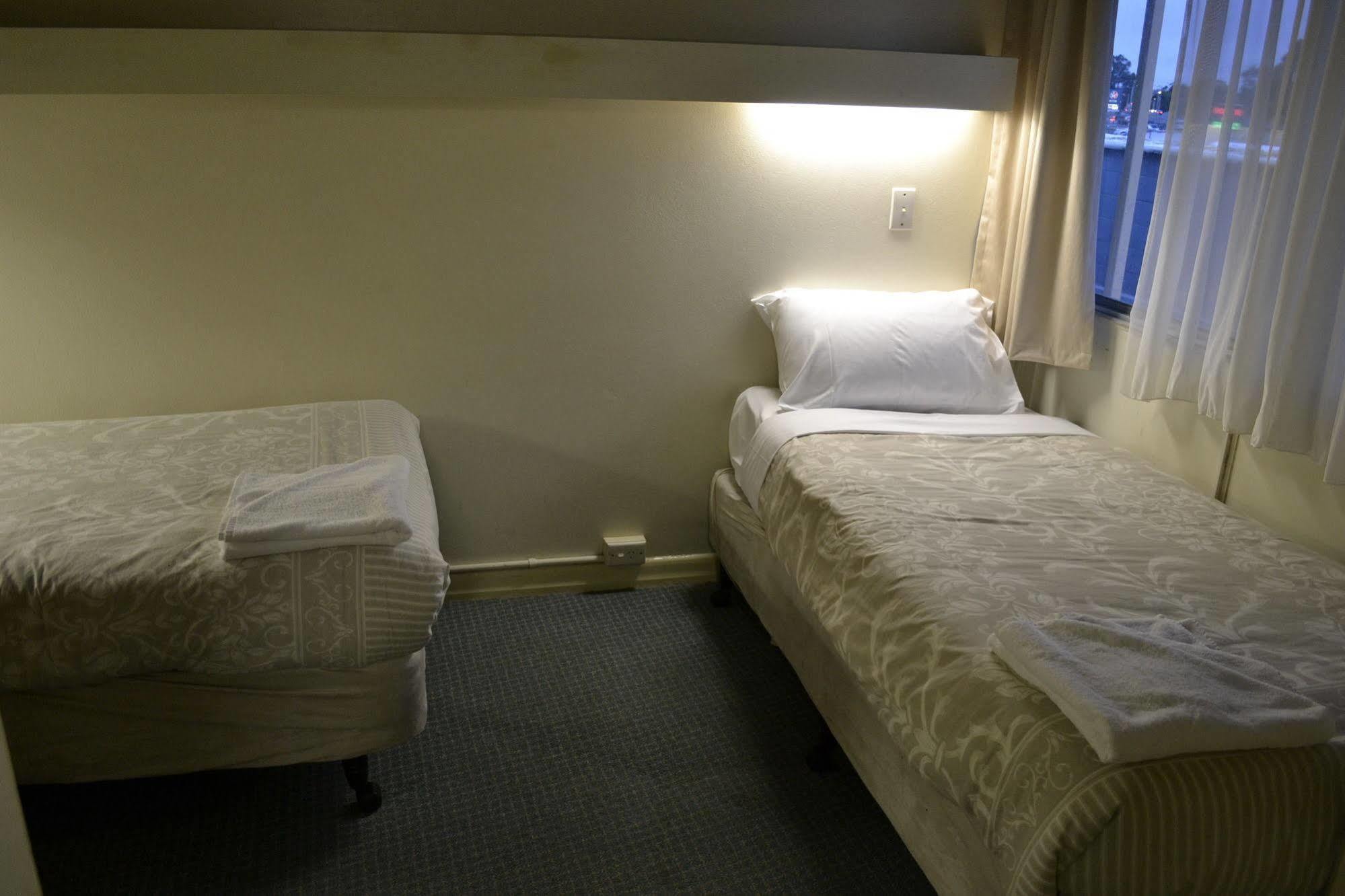 Corio Bay Motel Bagian luar foto